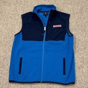 Nearly new!  Boys Vineyard Vines Fleece Performance Vest.  Sz. M.